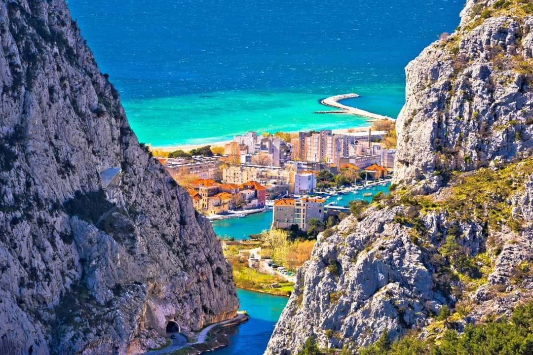 Amazing Sea View Apartment Omis Exterior photo